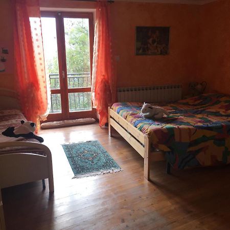 Вилла Casa Miki Roure Turin Экстерьер фото