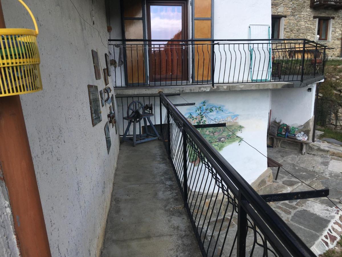 Вилла Casa Miki Roure Turin Экстерьер фото